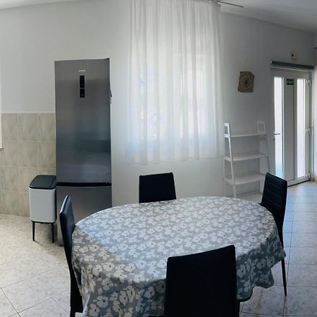 Apartman Karmen Trogir Buitenkant foto
