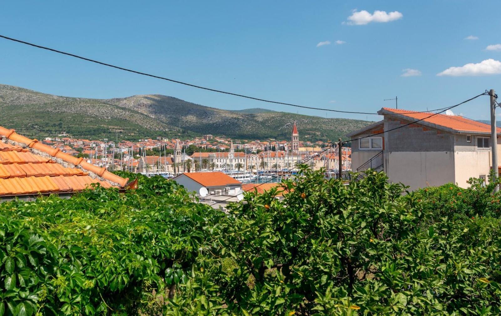 Apartman Karmen Trogir Buitenkant foto