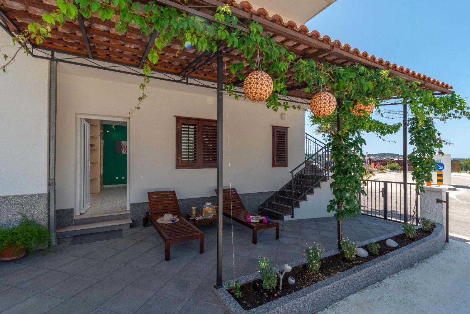 Apartman Karmen Trogir Buitenkant foto